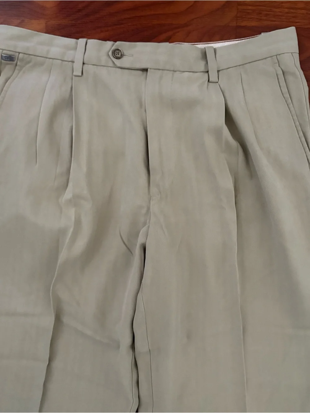 Tommy Bahama Mens Silk Blend Pleated Dress Pants Chino Beige Tan 35x28 Beach USA